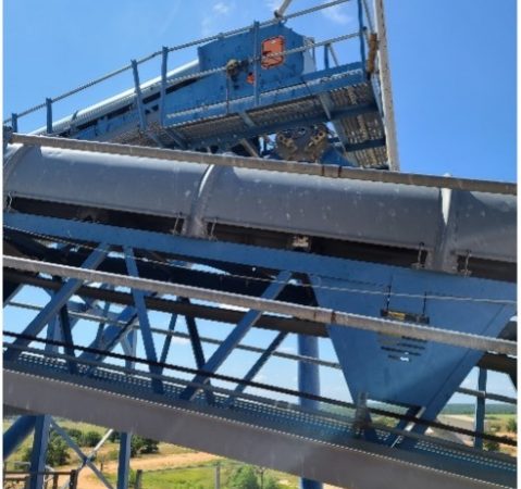 Large-Belt-Conveyor-2.jpg